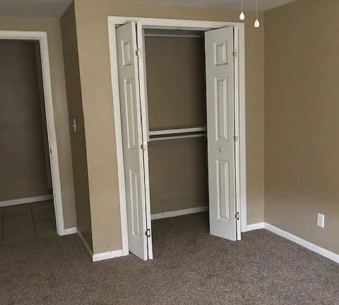 5th image of 2609 N Apple Ln