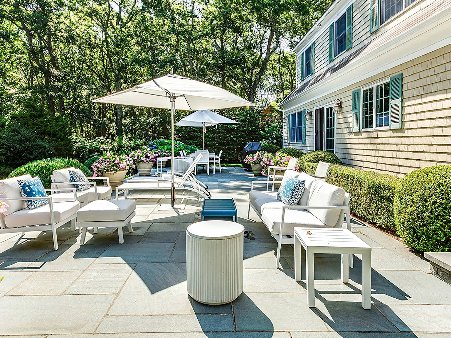 Gorgeous & Private East Hampton Retreat — Photo 4