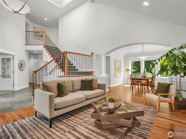 9845 NE 22nd Street, Bellevue, WA 98004