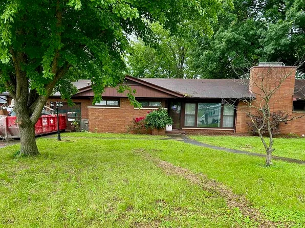 950 Dixiana Dr, Owensboro, KY 42303