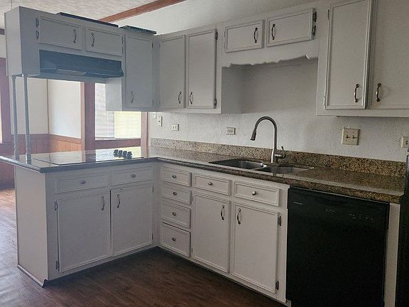 4th image of 4214 Ferndale Dr