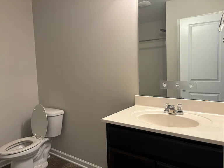 505 Townsend Place Dr — Photo 16