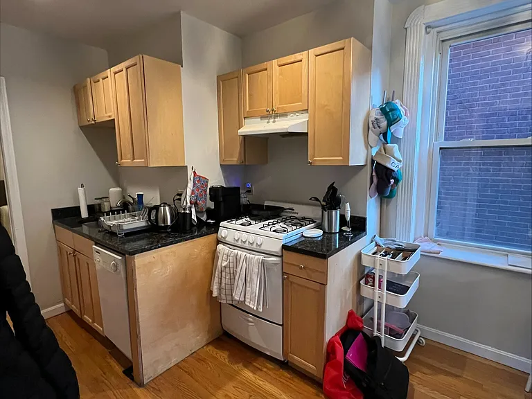 70 Joy St #8 — Photo 12