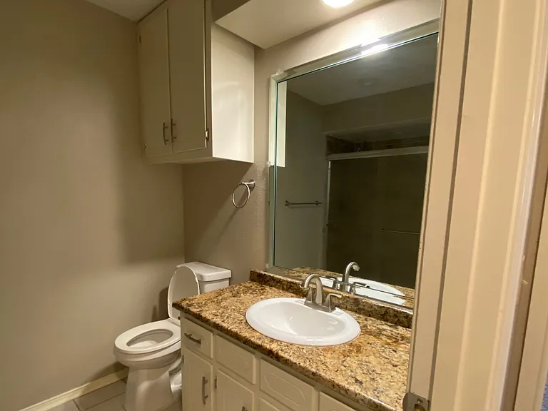 9038 Hillside Dr — Photo 8