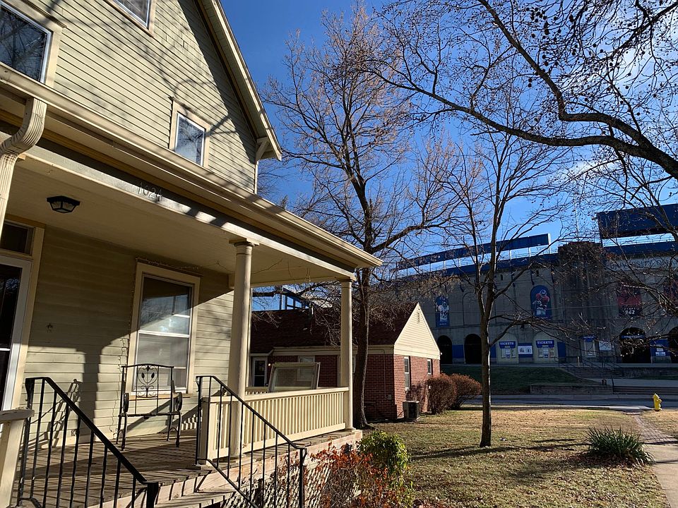 2nd image of 1024 Alabama St