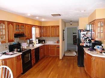 1st image of 9 Terrace Ct