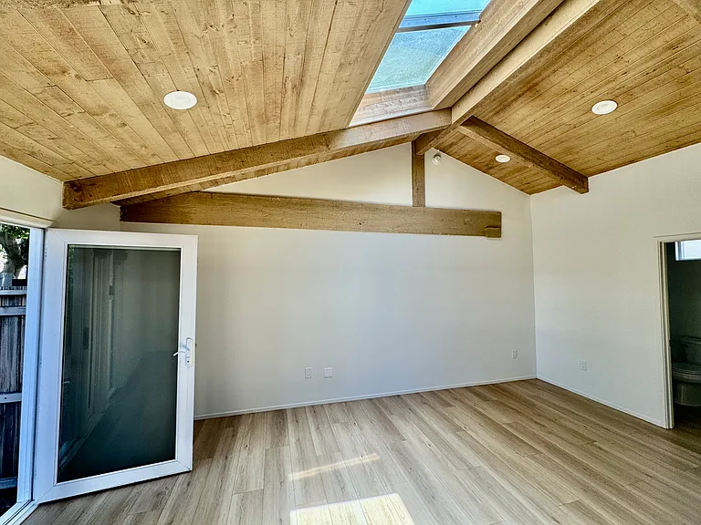 11120A Hartsook St #11120A — Photo 5