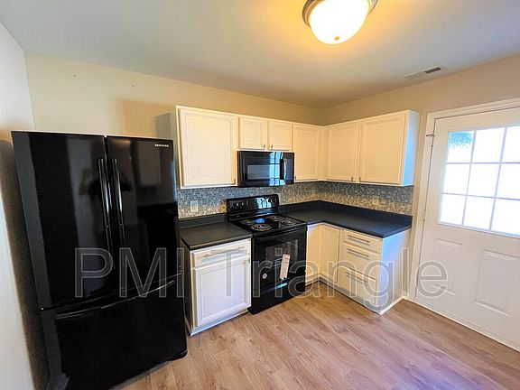 2nd image of 5210 Malik Dr
