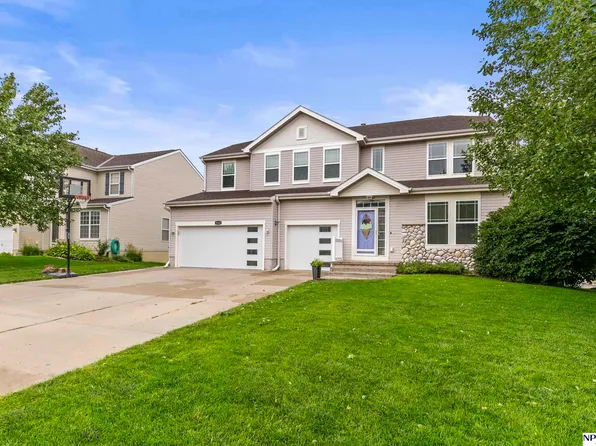 5541 S 161st St, Omaha, NE 68135