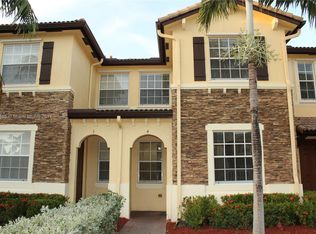 9209 SW 227th St UNIT 4, Cutler Bay, FL 33190