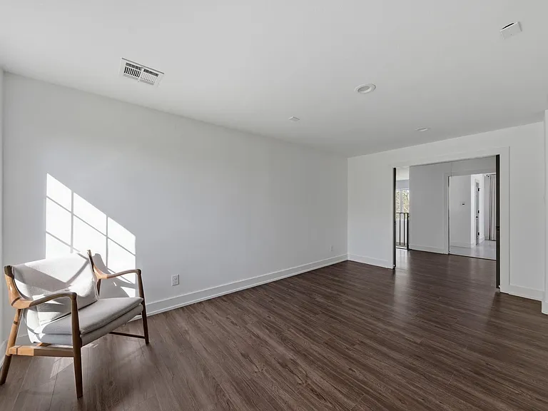 1905 Dowling Dr — Photo 31