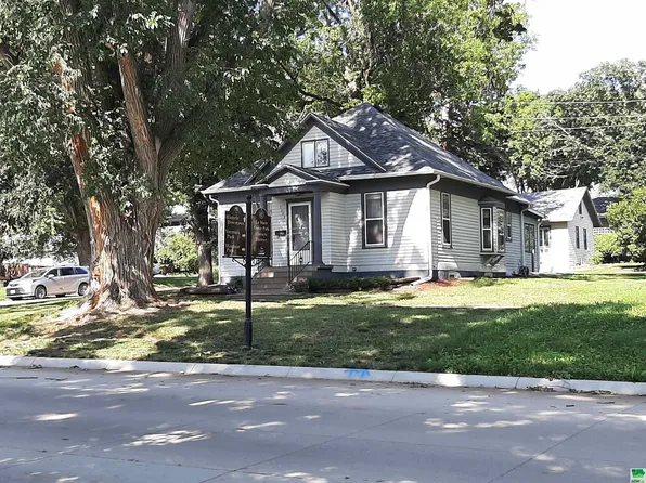 1000 Central Ave SE, Le Mars, IA 51031