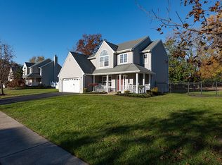 8 Gina Dr, Hazlet, NJ 07730