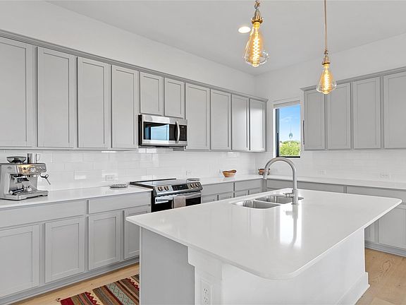 3rd image of 2050 Lohmans Spur Rd #1302