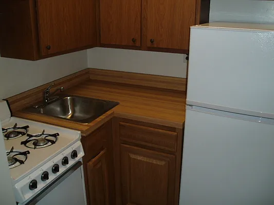 Rented by JK Dansar Corp | media 25