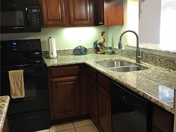 3rd image of 1105 Quail Valley Ln Unit 214