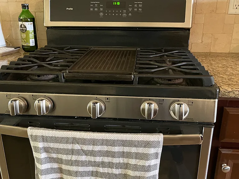 6682 E Fedora Ave — Photo 11