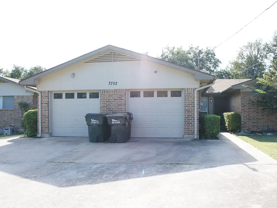 3702 Rocky Hollow Trl