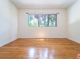941 N San Vicente Blvd #2, West Hollywood, CA 90069
