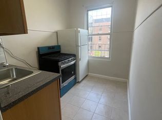 4012 14th Ave #3R, Brooklyn, NY 11218