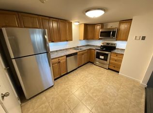 10 Hazelwood Ave UNIT 6, Dracut, MA 01826