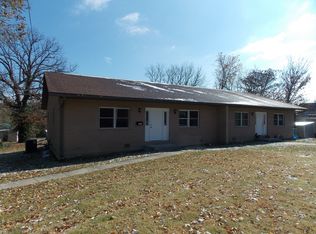 1128 Jackson St, West Plains, MO 65775