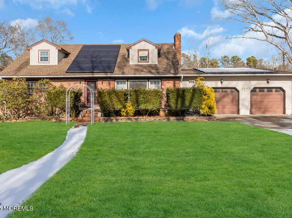 533 E Dickinson Avenue, Galloway, NJ 08205