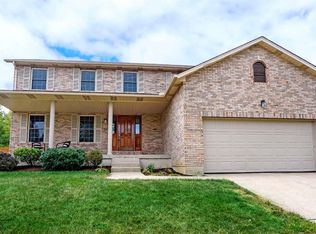 34 Carousel Cir, Fairfield, OH 45014