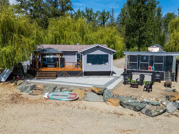 3572 Hilliam Frontage Rd, Scotch Creek 4, BC V0E 1M5