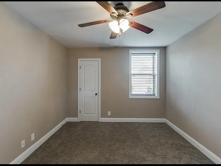 1132 Henry Place Blvd — Photo 17