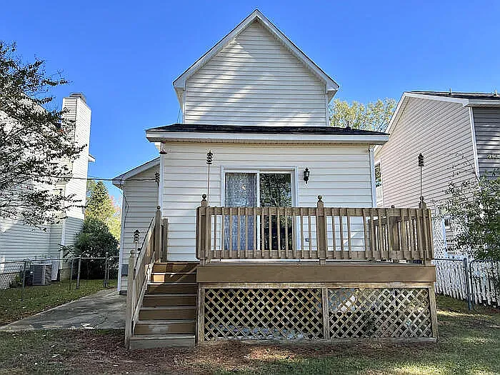 102 Ashley Ct — Photo 39
