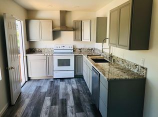 1751 Henry Ave, Redding, CA 96001