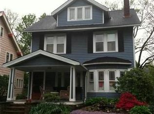 3010 Yorkshire Rd, Cleveland Heights, OH 44118