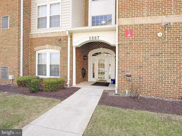 1007 Samantha Ln APT 104, Odenton, MD 21113