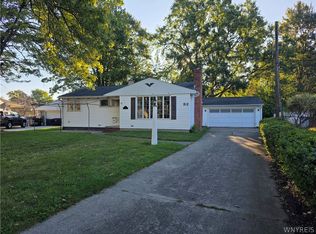 92 Gath Ter, Tonawanda, NY 14150