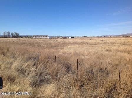 2nd image of 2100 W Bumpy Ln