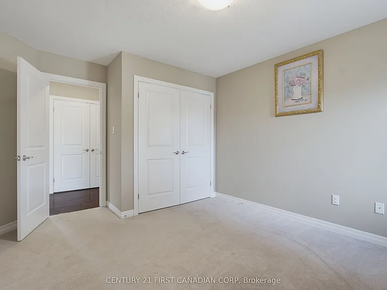 1018 Medway Park Dr — Photo 30