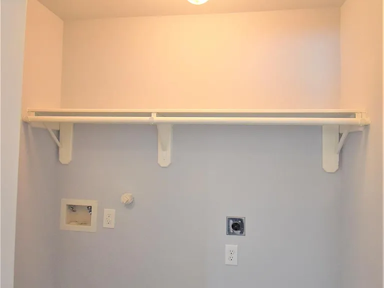 18319 Forest Dew Dr — Photo 17