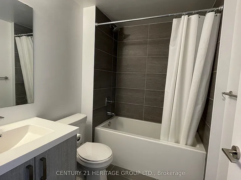 77 Mutual St #1401 — Photo 12