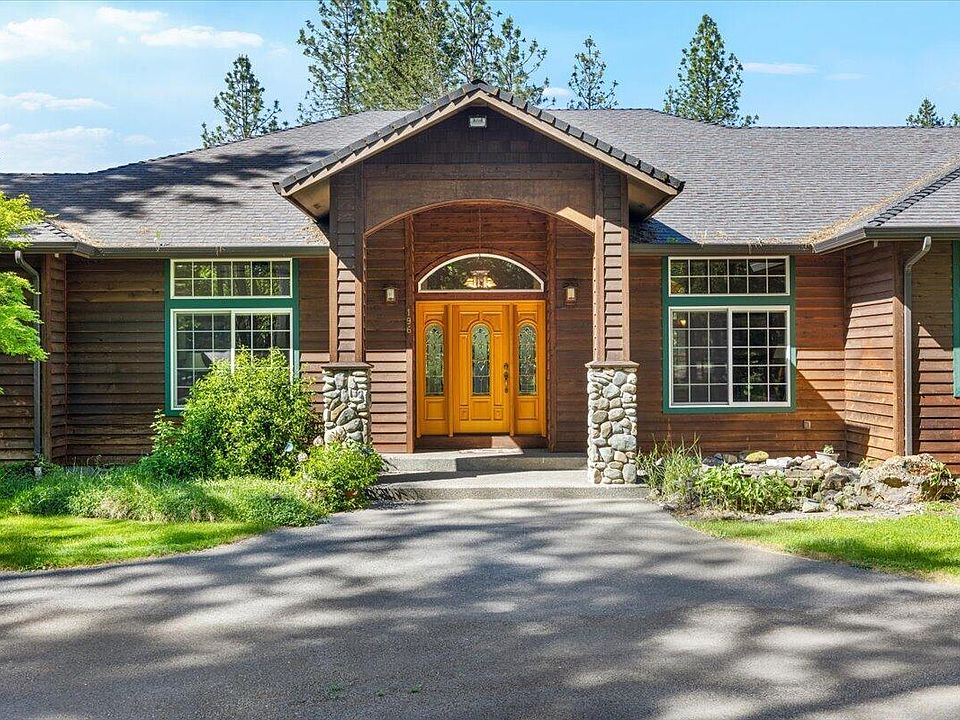 1st image of 196 Pooh Ln