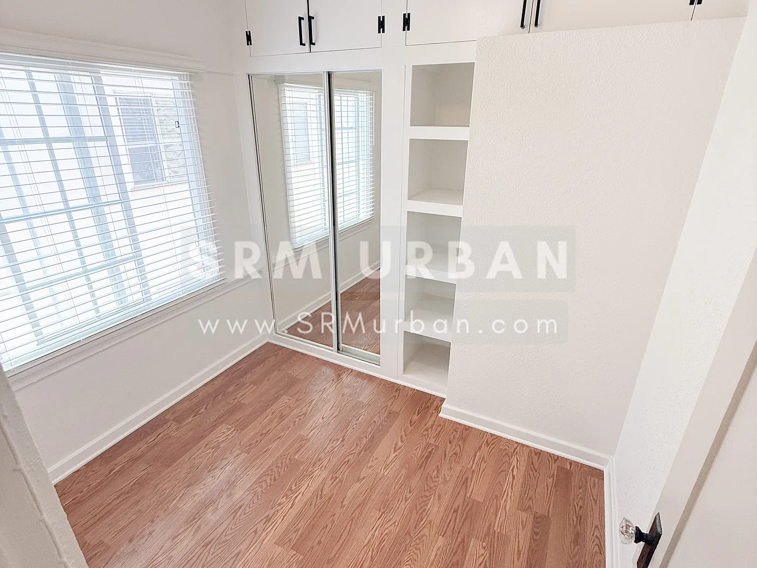 2 bed, 750 sqft, $2,585 — Photo 2
