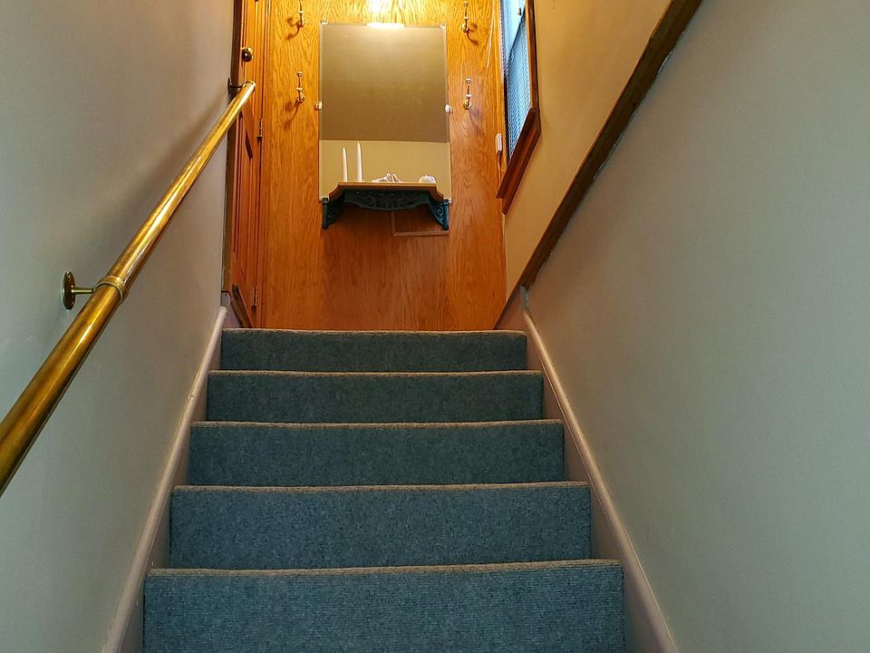 1st image of 178 Briscoe Ave