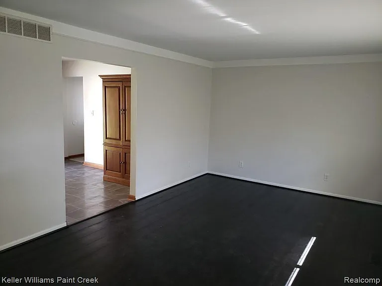 3136 Kilmer Dr — Photo 12