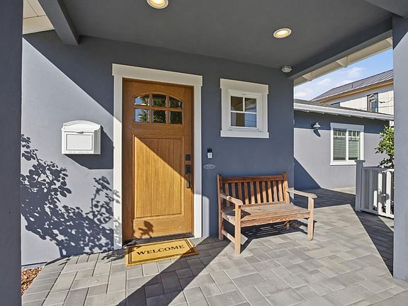 4th image of 14785 Nelson Way