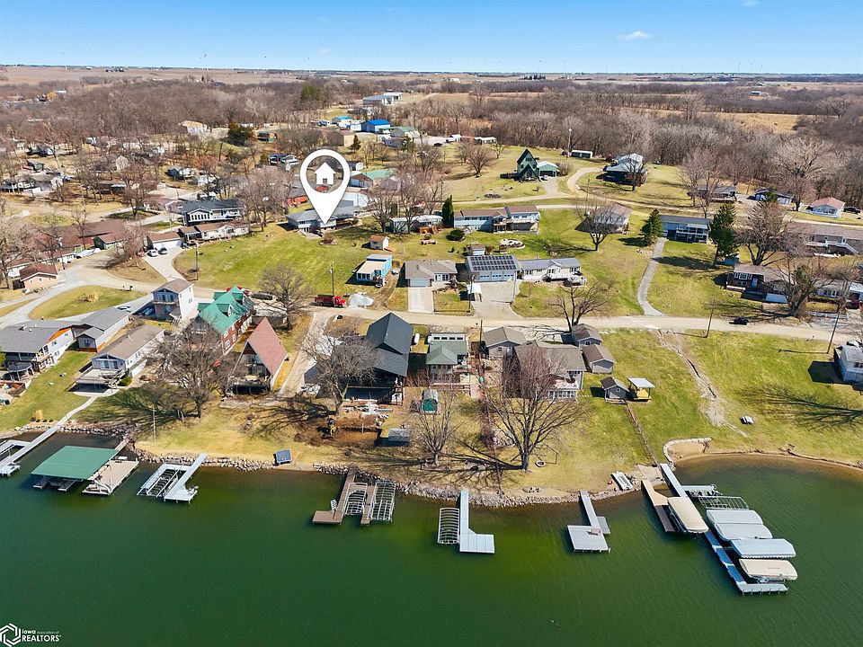 1st image of 120 Lakeview Dr