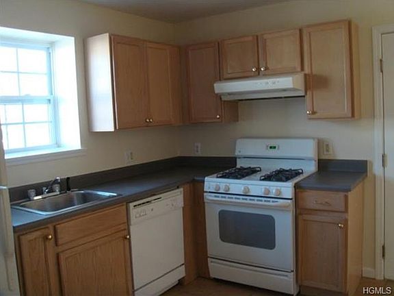 3rd image of 235 Mary Lou Ave