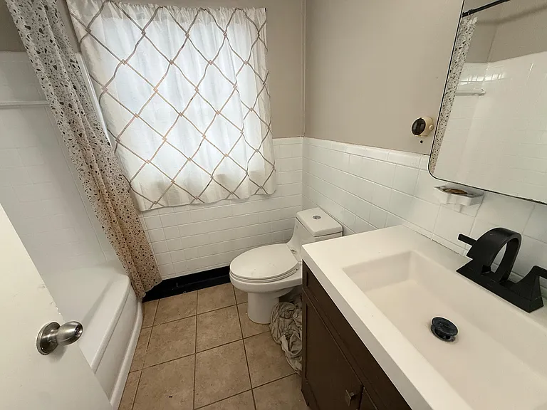 7331 Drexel St — Photo 23