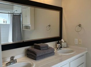 838 Nicholson St, Houston, TX 77007