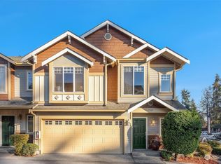 7505 210th St SW UNIT 10, Edmonds, WA 98026