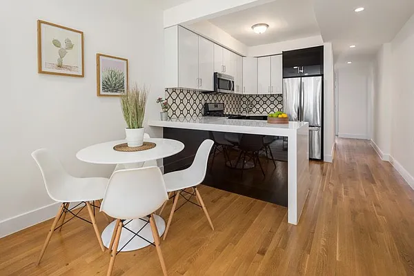 Sold by Park Property Advisors | media 13